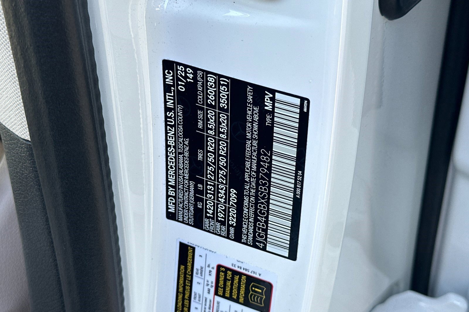 Used 2025 Mercedes-Benz GLE 450e 4MATIC image 37