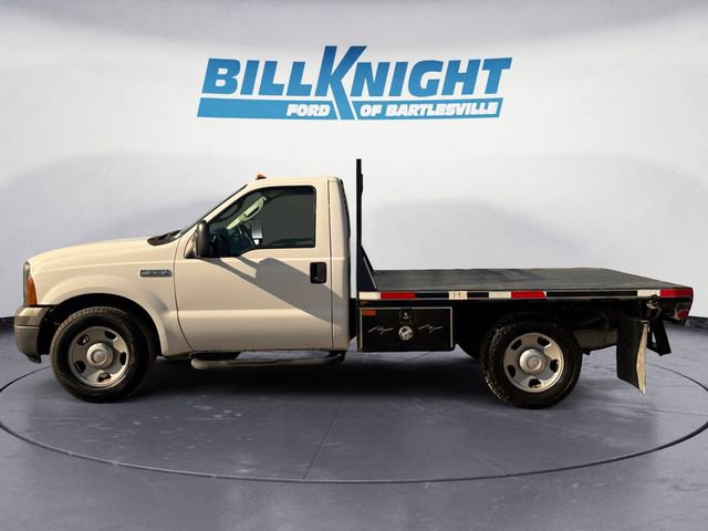 Used 2005 Ford F350 XL image 2
