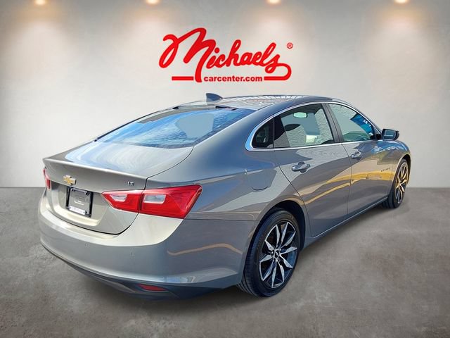 Used 2018 Chevrolet Malibu LT w/ True North Edition FWD image 5