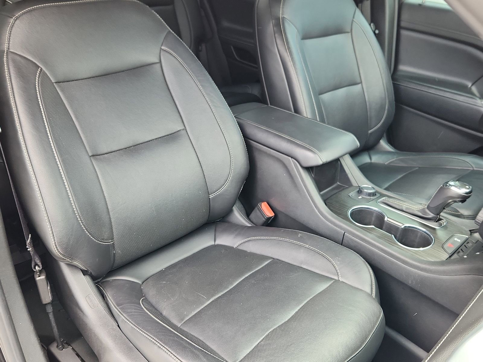 Used 2019 GMC Acadia SLT AWD/4WD image 16