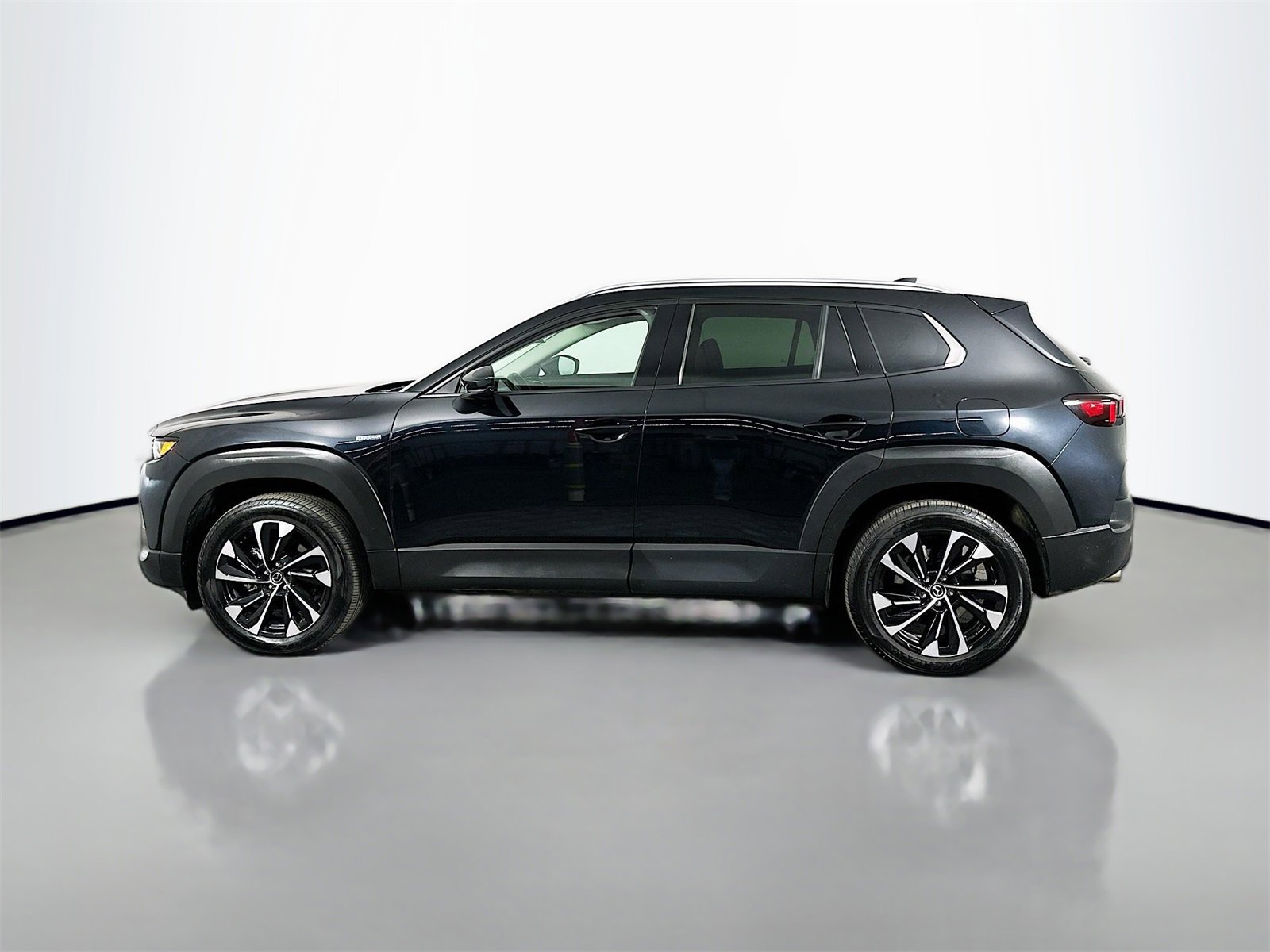Certified 2025 MAZDA CX-50 2.5 Hybrid w/ Premium Plus Pkg image 4