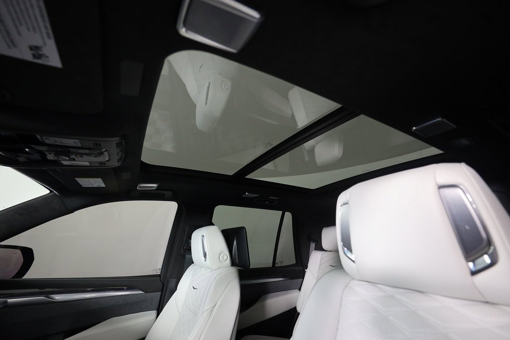 Used 2025 Cadillac Escalade V w/ LPO, Floor Liner Package image 20