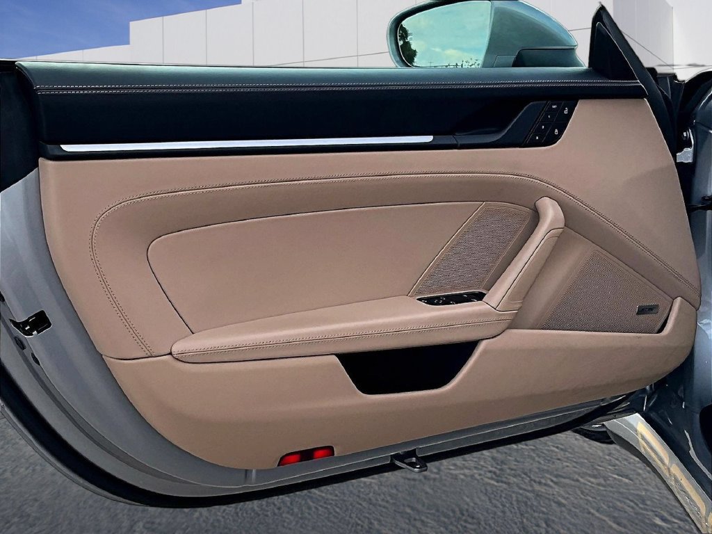 Certified 2024 Porsche 911 Carrera GTS RWD image 19