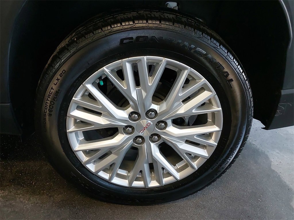Used 2024 GMC Acadia Elevation image 30