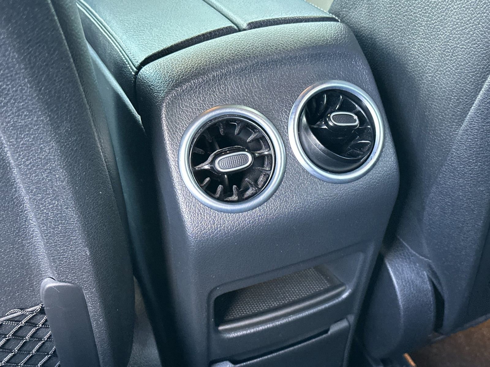Certified 2021 Mercedes-Benz GLB 250 image 14