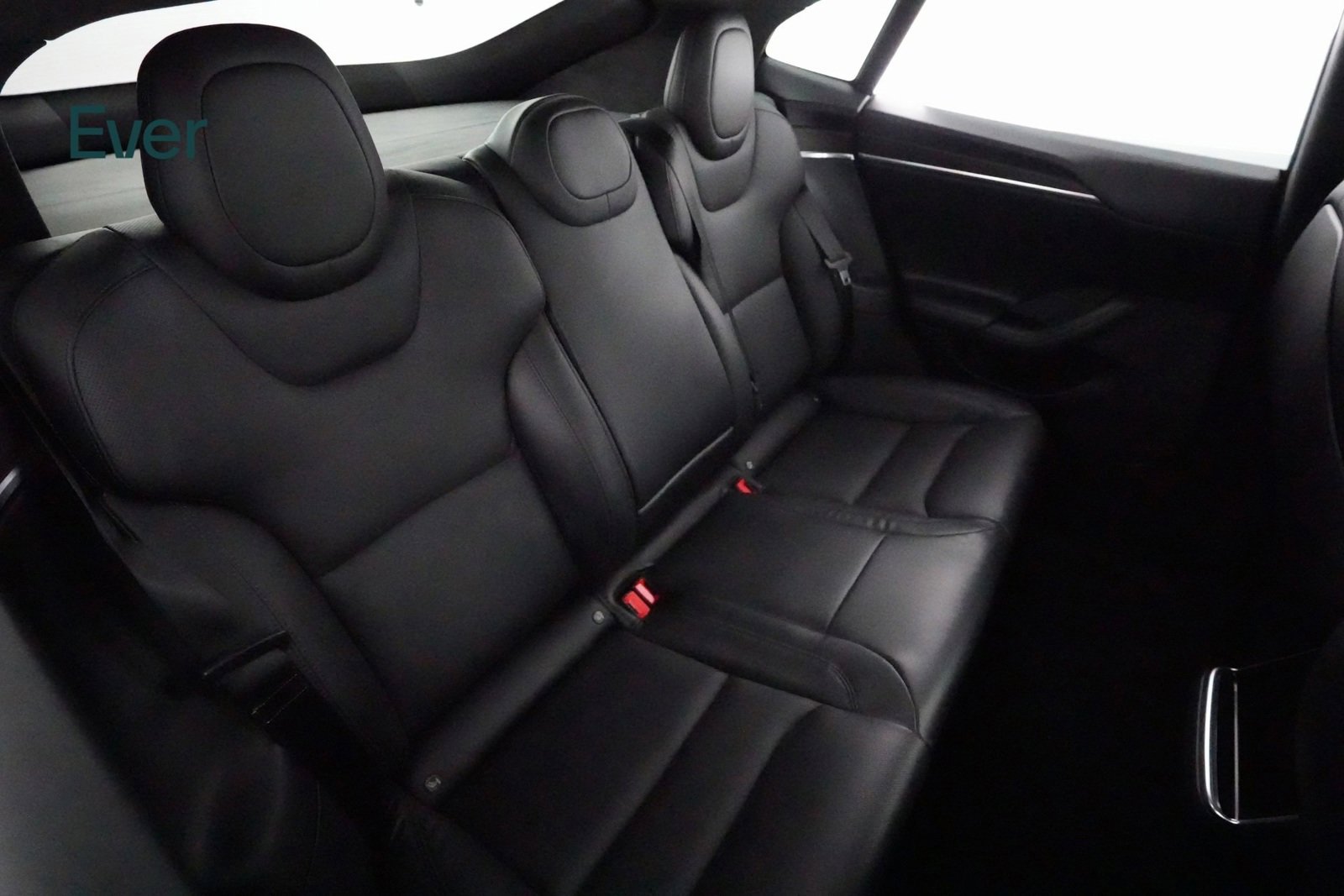 Used 2023 Tesla Model S image 9