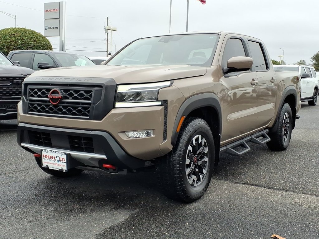 Used 2024 Nissan Frontier PRO-4X w/ Off-Road Protection Package AWD/4WD image 3