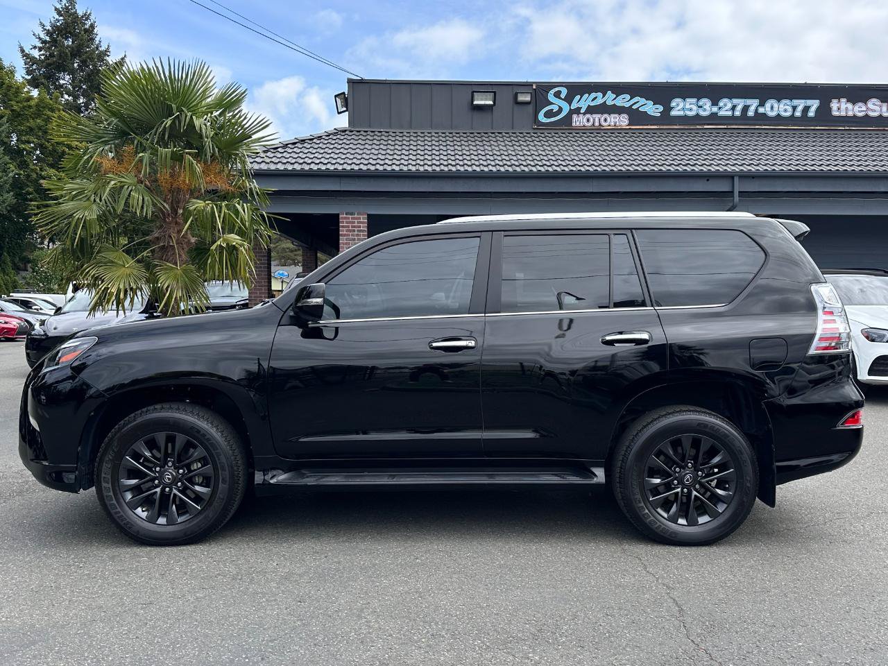Used 2021 Lexus GX 460 Premium w/ Premium Plus Package AWD/4WD image 5