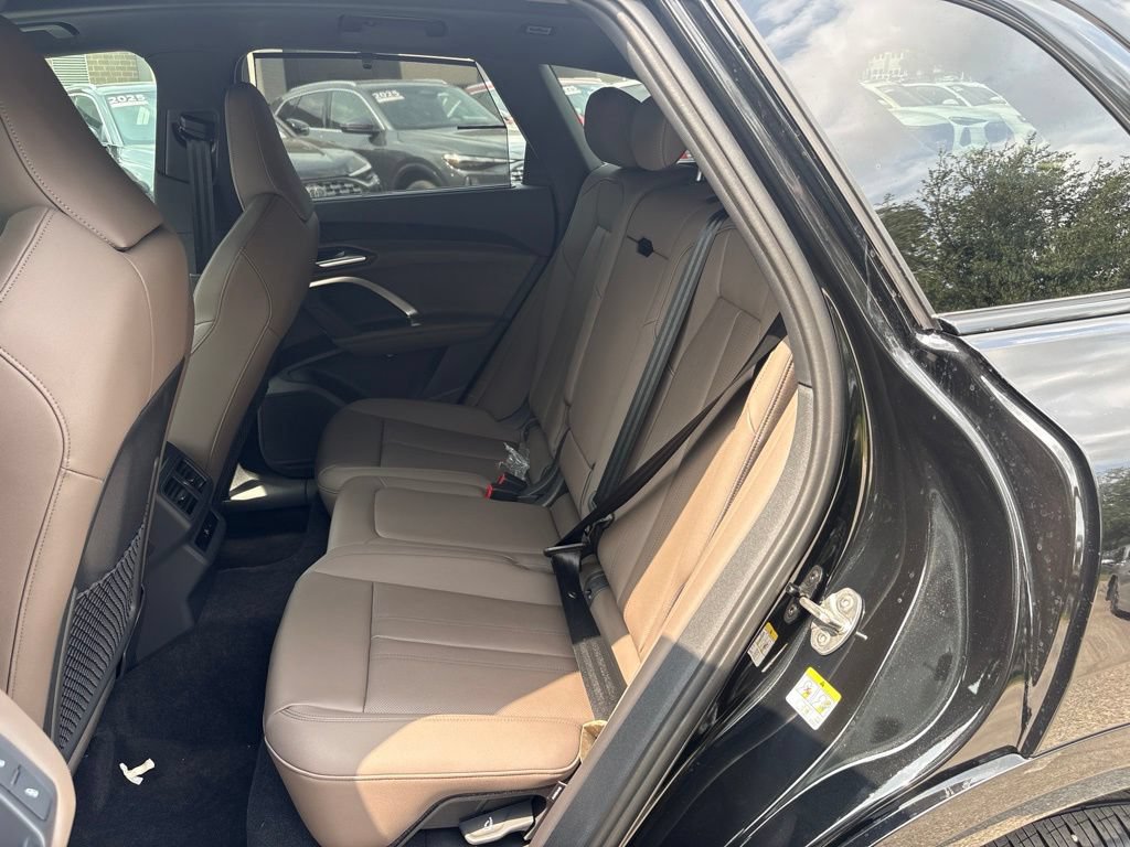 New 2026 Audi Q5 Premium Plus AWD/4WD image 14