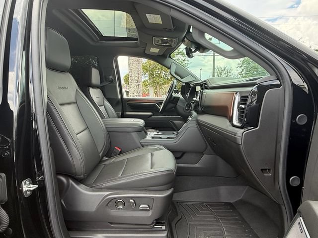 Used 2024 GMC Sierra 2500 Denali w/ Denali Reserve Package AWD/4WD image 18