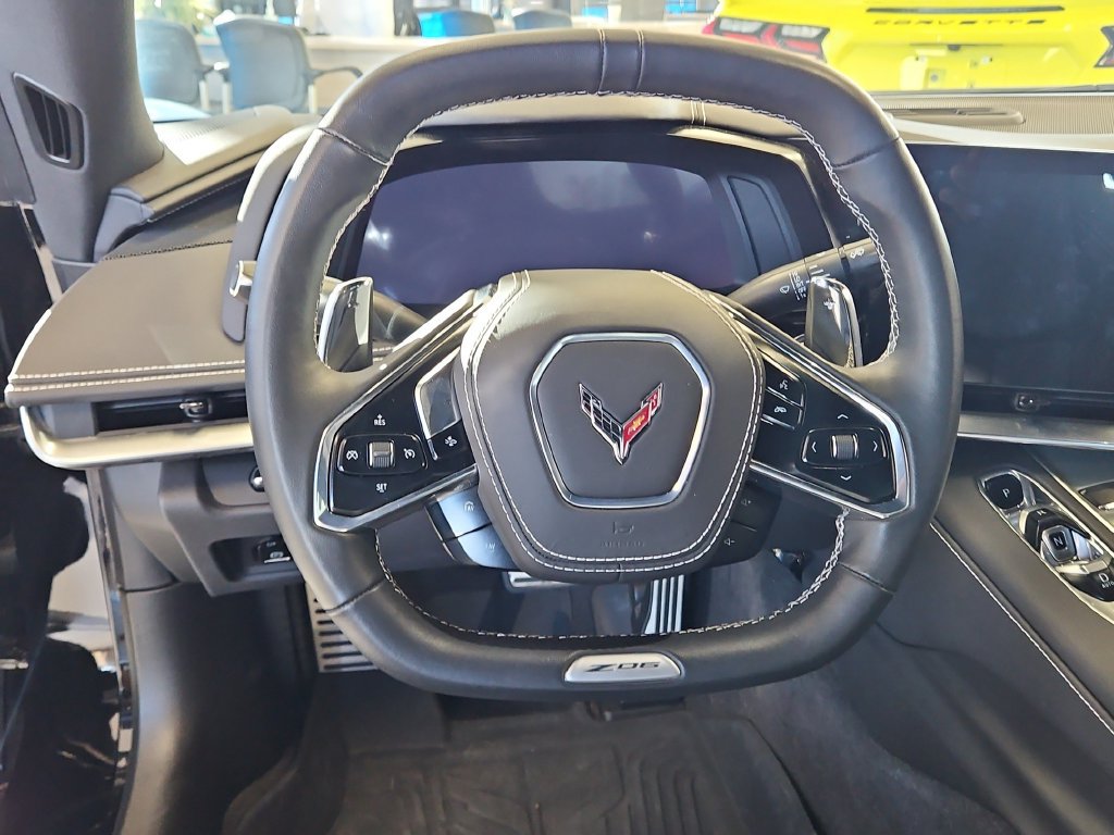Used 2025 Chevrolet Corvette Z06 RWD image 27