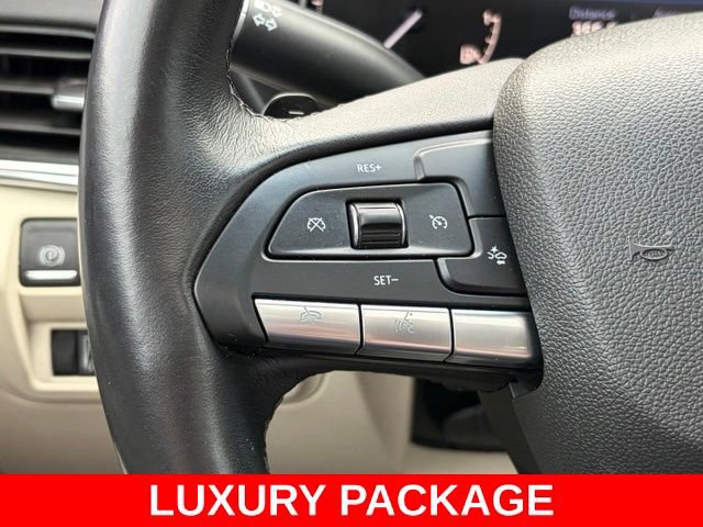 Used 2023 Cadillac CT4 Luxury w/ Sun And Sound Package RWD image 21