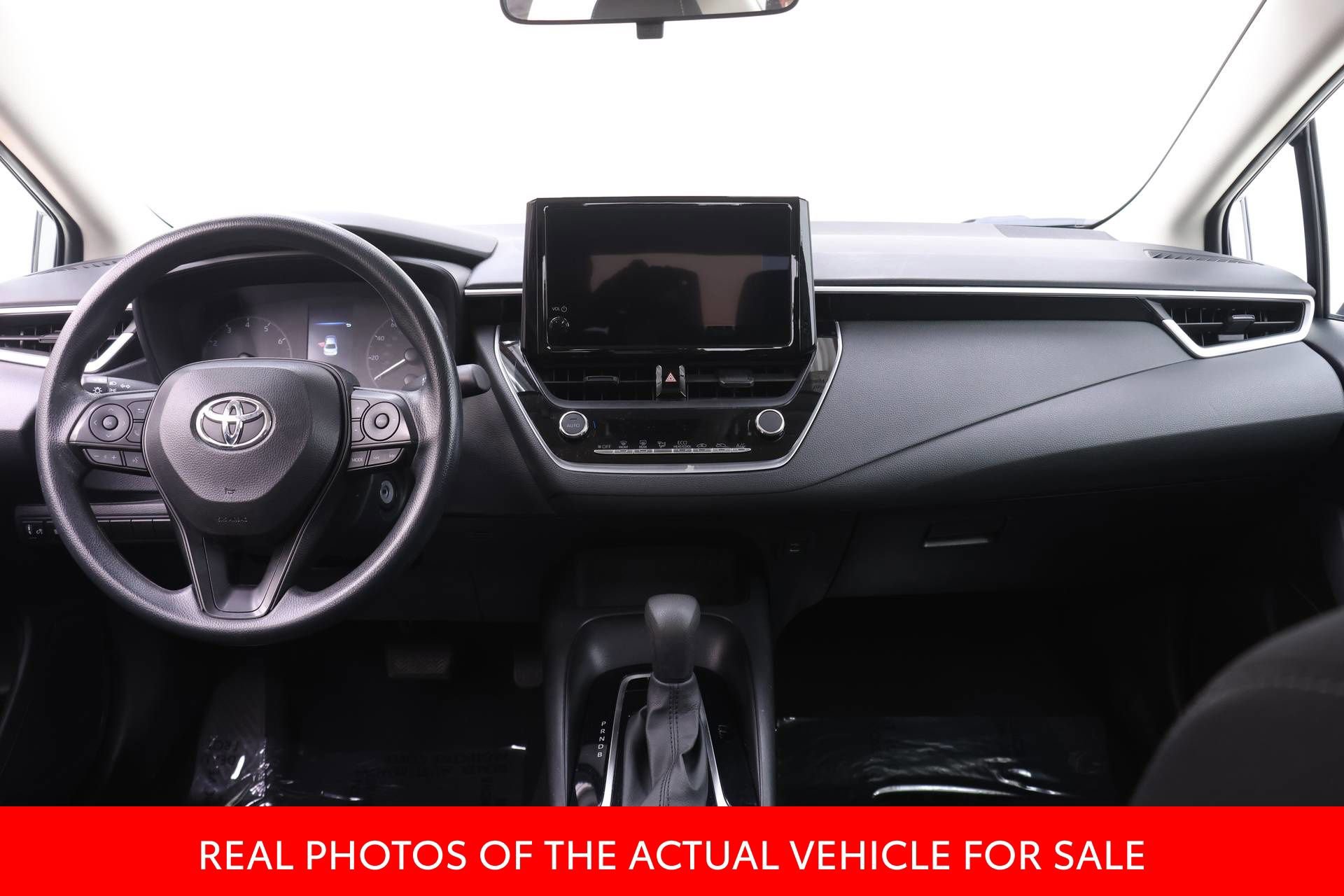 Certified 2024 Toyota Corolla LE FWD image 5