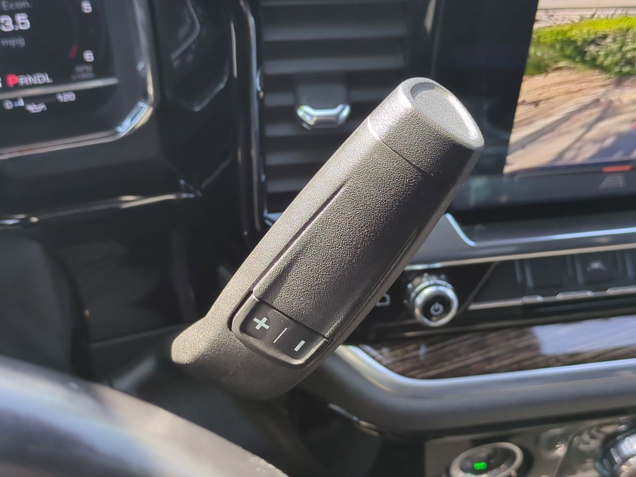 Used 2022 GMC Sierra 1500 Elevation image 16