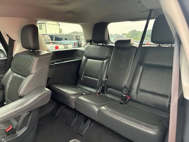 Used 2025 Ford Expedition Active AWD/4WD image 61