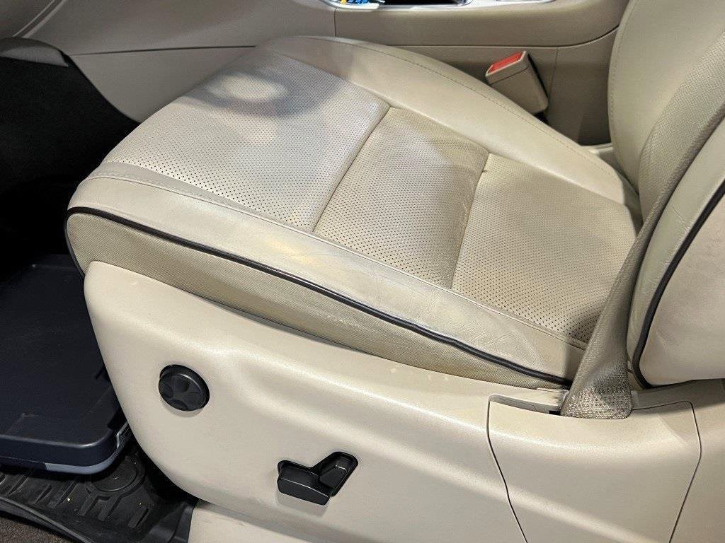 Used 2020 Jeep Grand Cherokee Summit w/ Platinum Series Group image 25