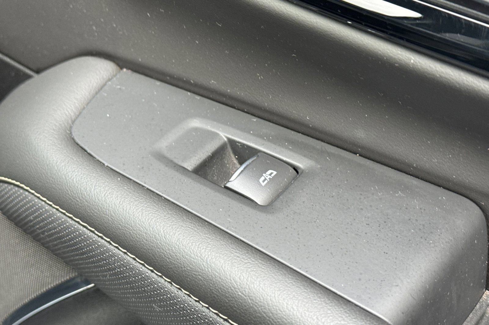 Used 2025 Chevrolet Tahoe Premier image 20