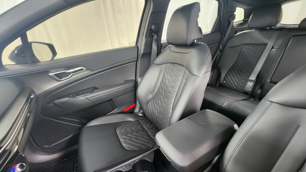 New 2026 Kia Sportage X-Line w/ X-Line Premium Package AWD/4WD image 13