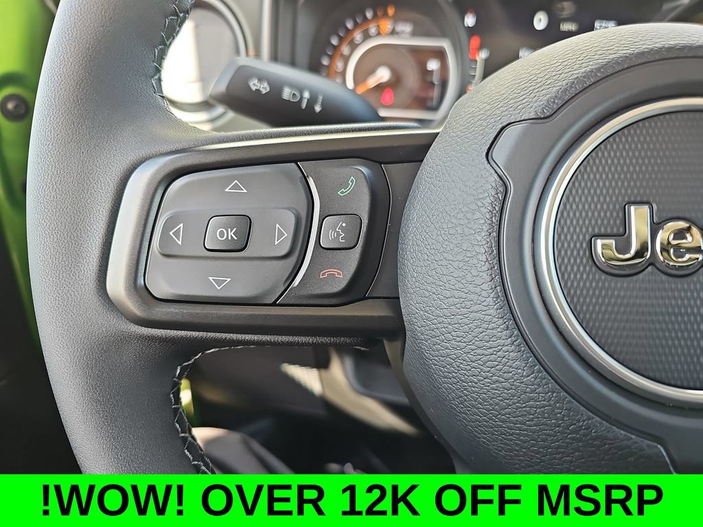 New 2025 Jeep Gladiator Mojave w/ Convenience Group AWD/4WD image 16