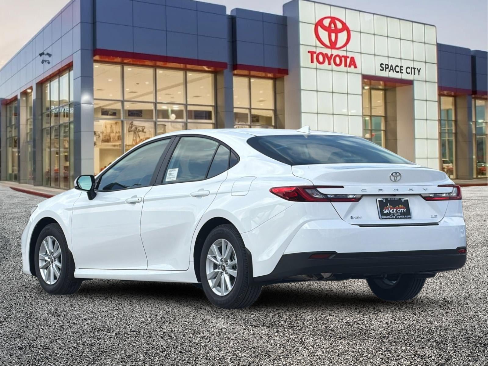 New 2026 Toyota Camry LE w/ Convenience Package FWD image 4