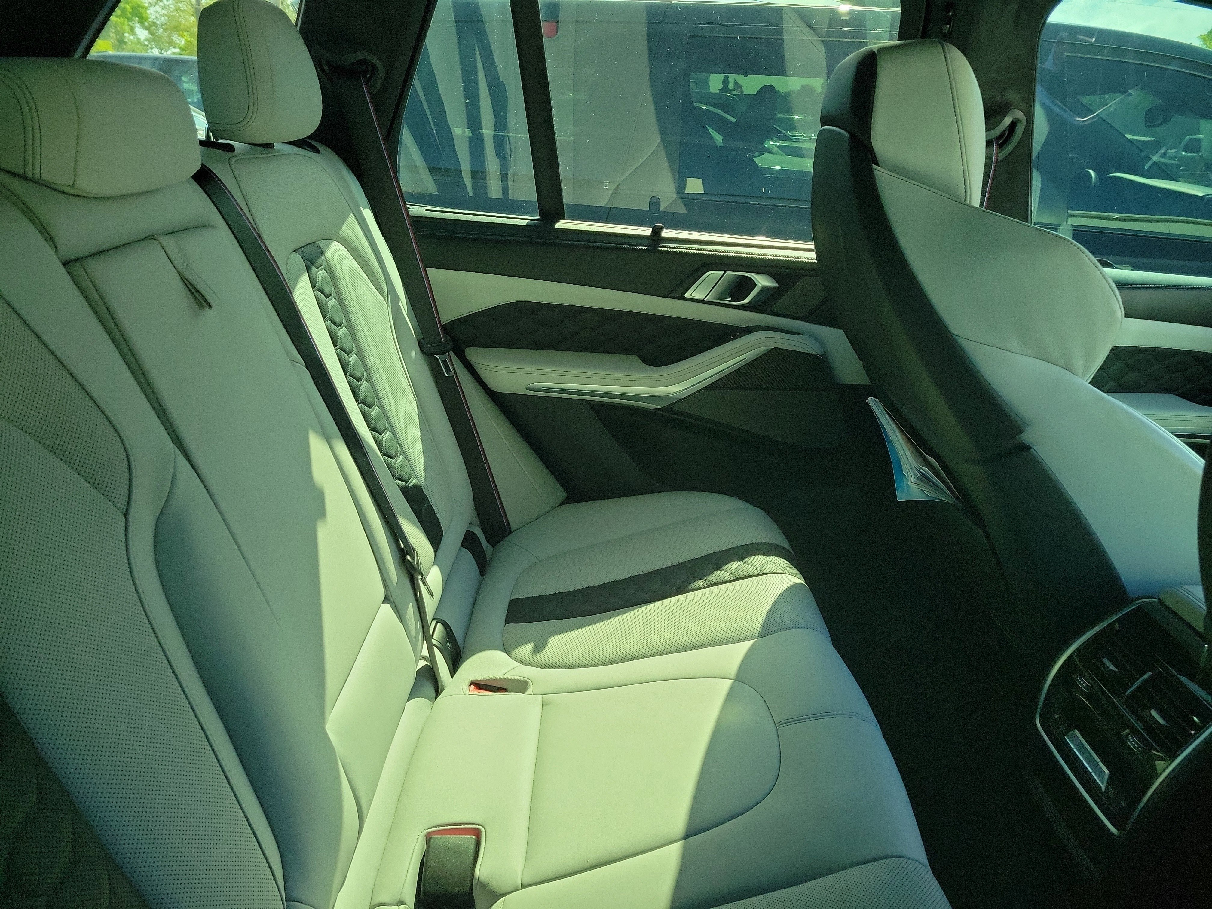 Used 2022 BMW X5 M w/ Competition Package 2 image 10