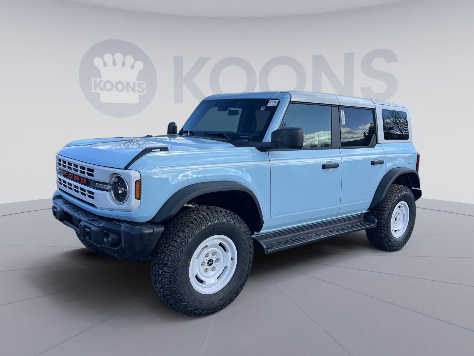New 2025 Ford Bronco Heritage Edition image 1