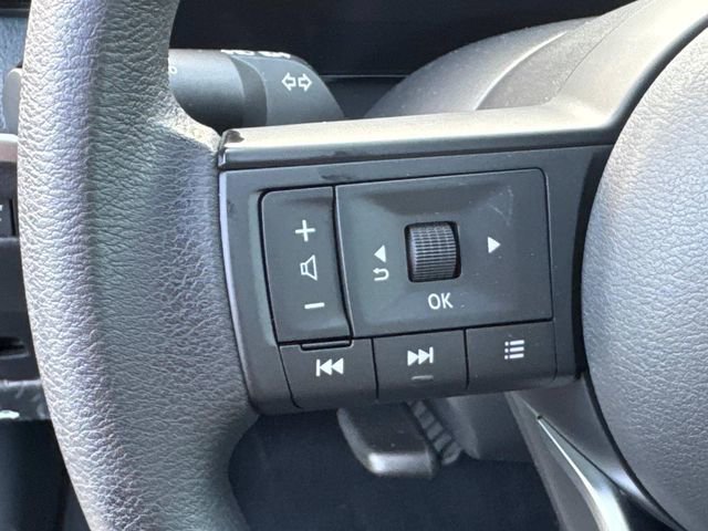 New 2025 Nissan Kicks SV w/ SV Premium Package image 27