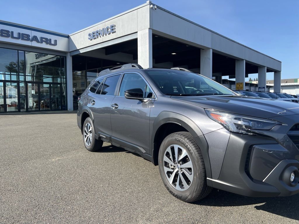 Certified 2025 Subaru Outback Premium image 4