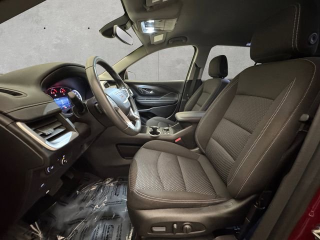 Used 2024 GMC Terrain SLE w/ Driver Convenience Package image 19
