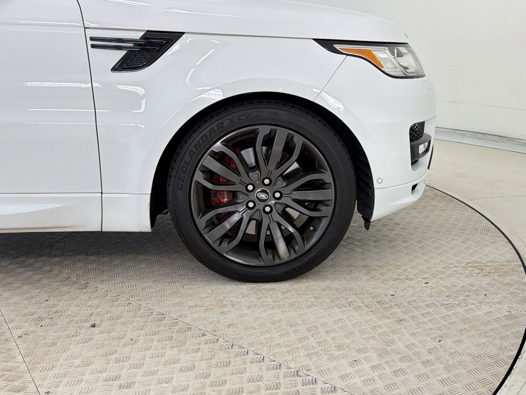 Used 2017 Land Rover Range Rover Sport HSE Dynamic AWD/4WD image 12