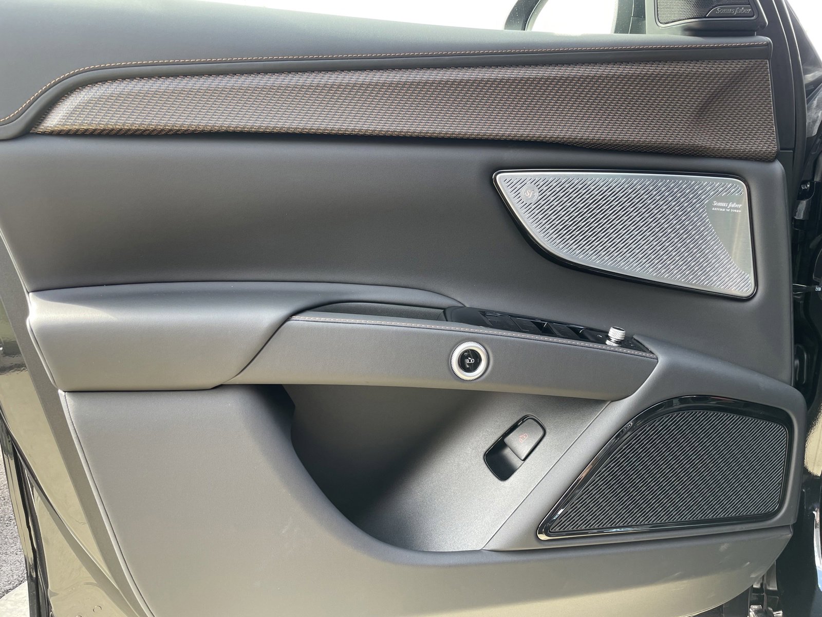 New 2025 Maserati Grecale Folgore image 14