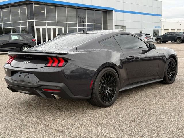 Used 2024 Ford Mustang GT Premium image 5