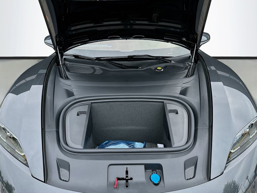 New 2026 Porsche Taycan AWD/4WD image 32