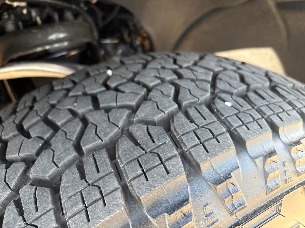 Used 2025 Chevrolet Silverado 1500 LTZ w/ LTZ Premium Package image 33