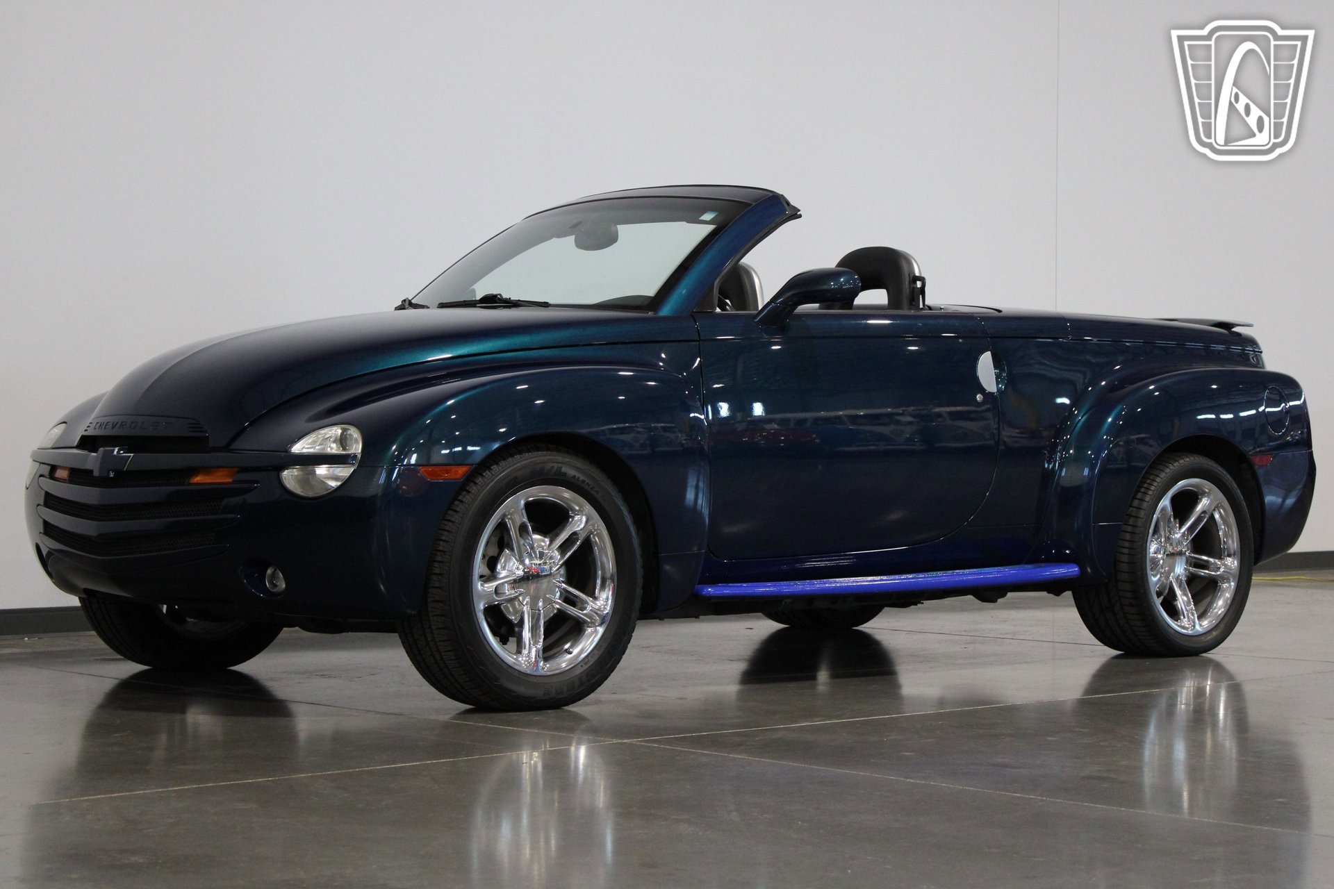 Used 2005 Chevrolet SSR w/ Preferred Equipment Group image 26