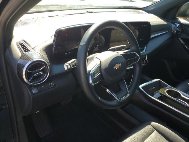 Used 2025 Chevrolet Equinox LT w/ Convenience Package II FWD image 28