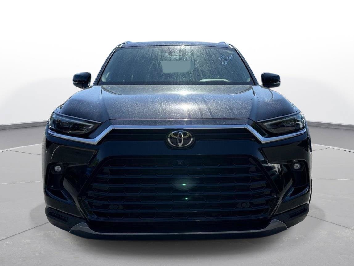 Used 2026 Toyota Grand Highlander AWD image 3