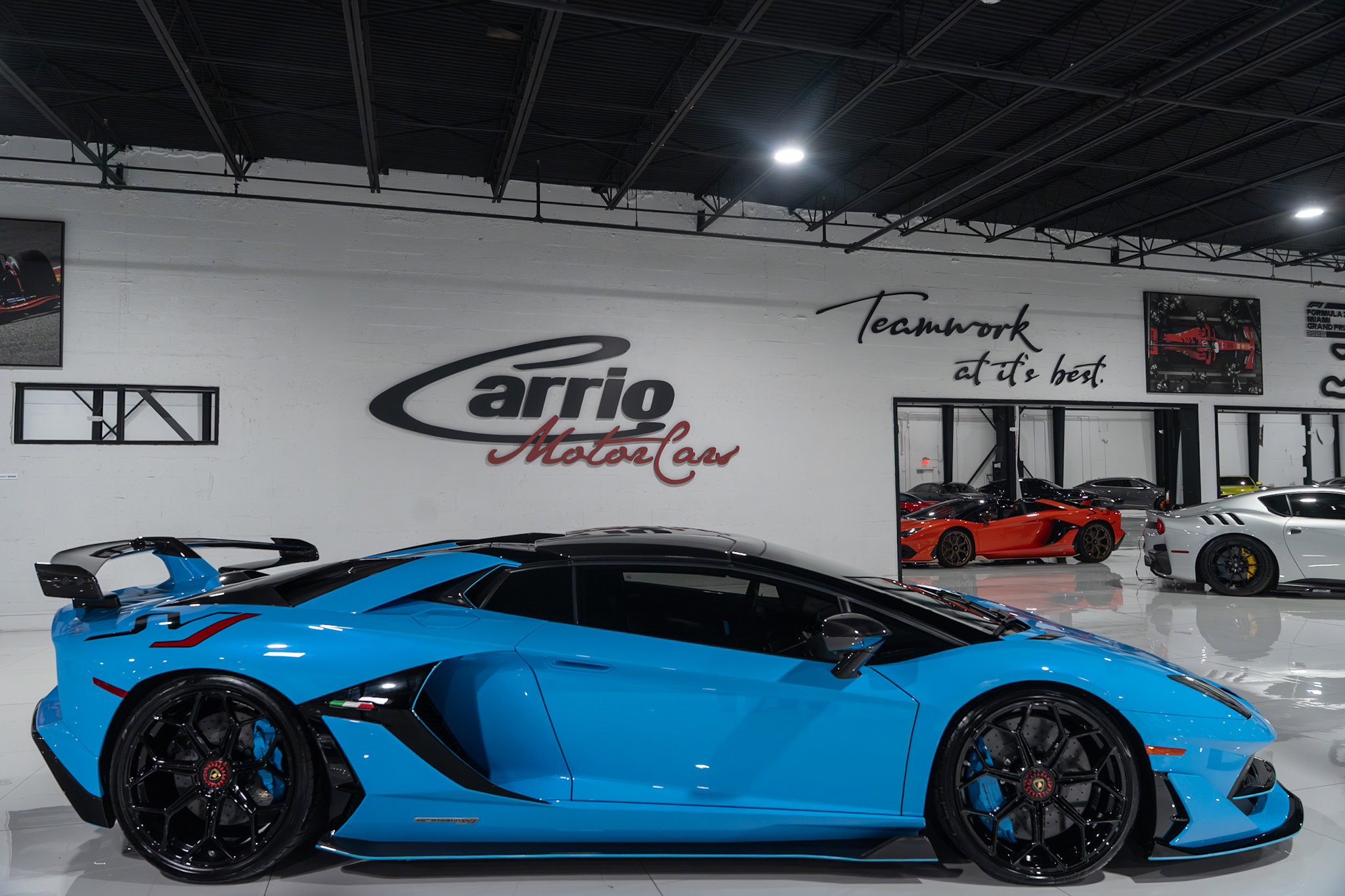 Used 2021 Lamborghini Aventador SVJ image 23