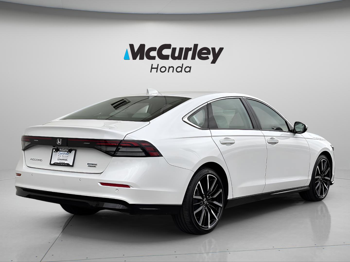 Certified 2025 Honda Accord Touring image 3