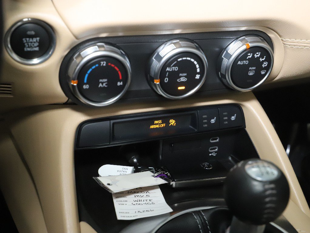 Certified 2024 MAZDA MX-5 Miata Grand Touring RWD image 28
