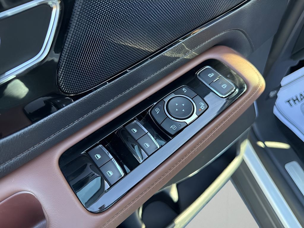 Used 2025 Lincoln Aviator Reserve image 27