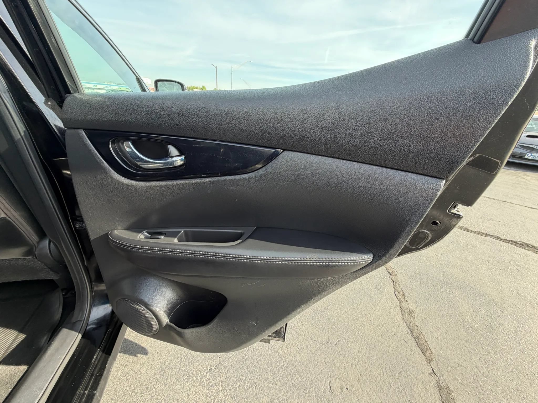 Used 2018 Nissan Rogue Sport SL w/ SL Premium Package AWD/4WD image 16