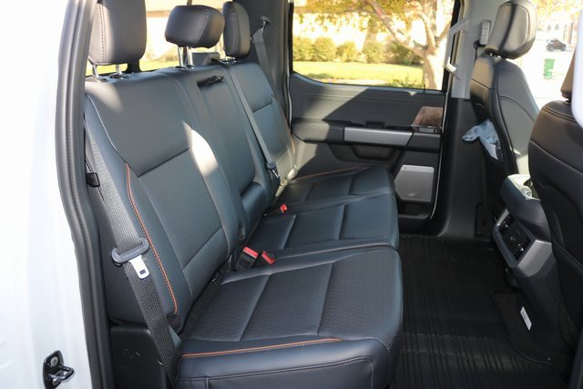 New 2026 Ford F250 4x4 Crew Cab Super Duty image 19