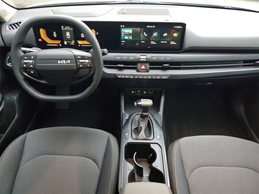 Certified 2025 Kia K4 LXS image 10