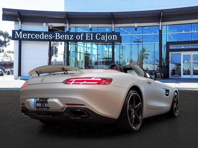 Used 2018 Mercedes-Benz AMG GT Roadster image 3