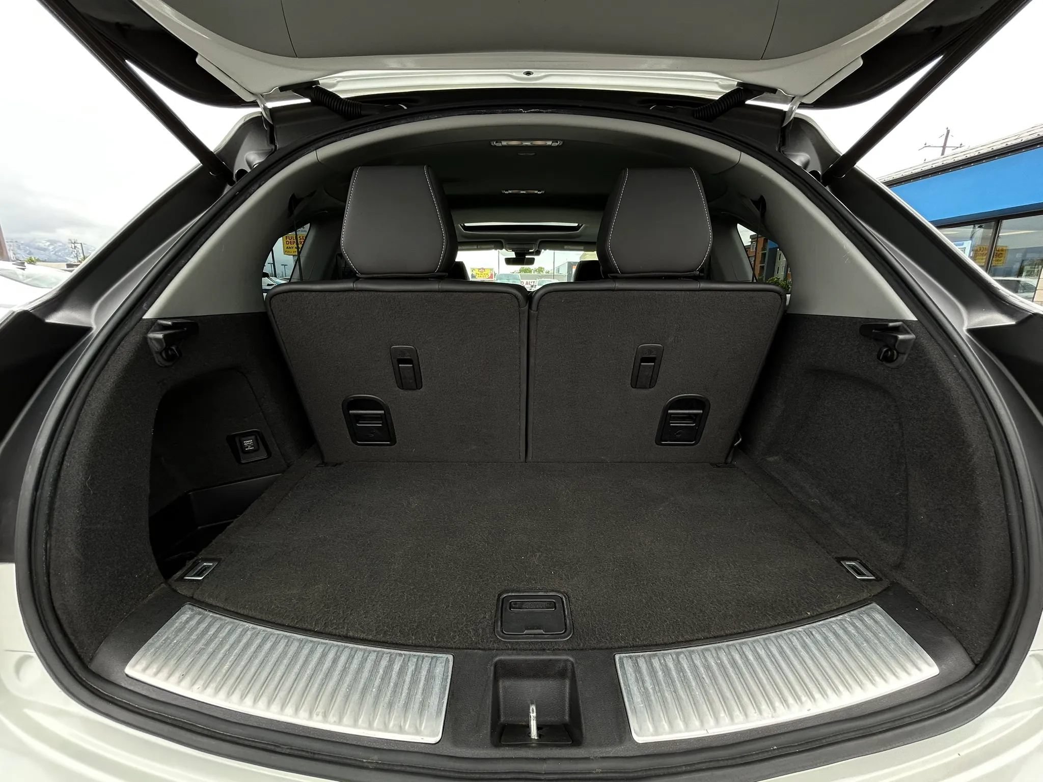 Used 2018 Acura MDX FWD w/ Advance Package image 32