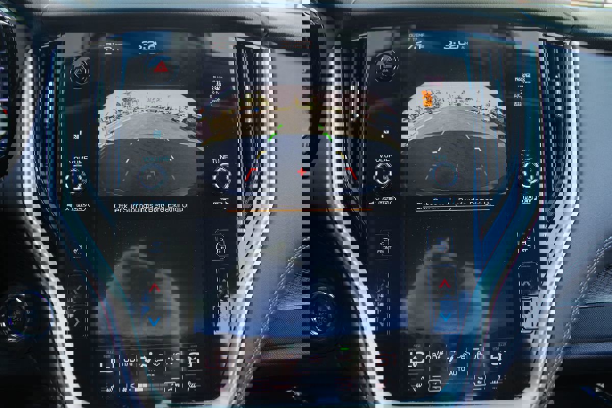 Used 2020 Subaru Legacy Premium image 34