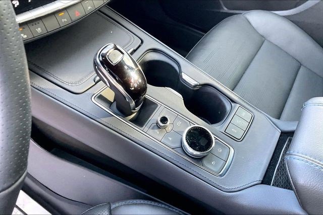 Used 2025 Cadillac XT4 Sport image 17