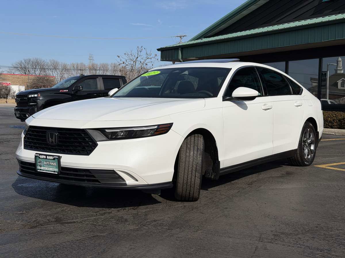 Used 2023 Honda Accord EX image 7