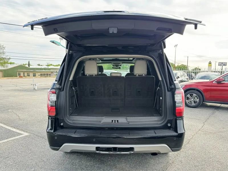 Used 2019 Ford Expedition Limited w/ Texas Edition Package RWD image 13